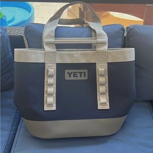 Yeti Camino 35 Bag
